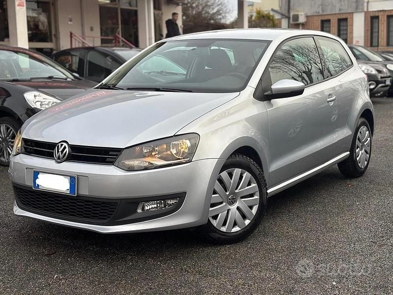Grigio Usata 2012 VW Polo Trendline Berlina | 5500 € (Super prezzo) - Immagine 1/4