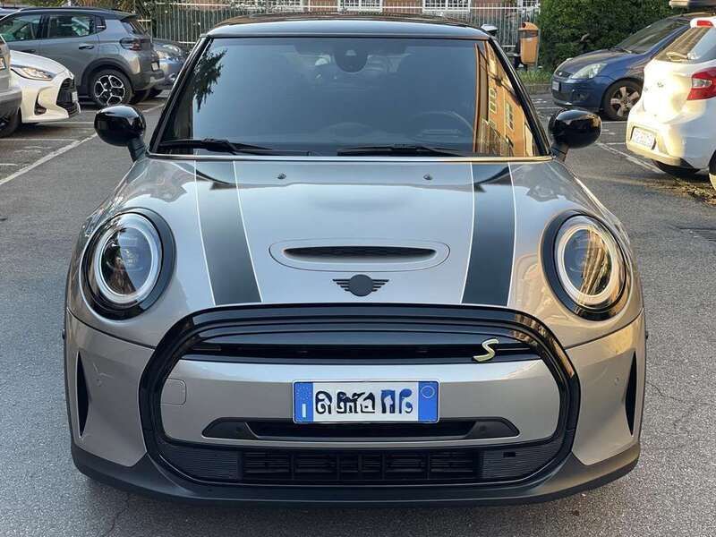 Grigio Usata 2023 Mini Cooper SE Resolute Edition Due volumi | 23.600 € (Molto cara) - Immagine 1/4