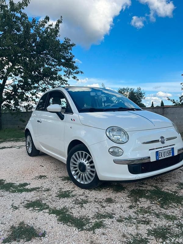 Usata Fiat 500 95 CV (69 kW) 2011 Bianco Utilitaria