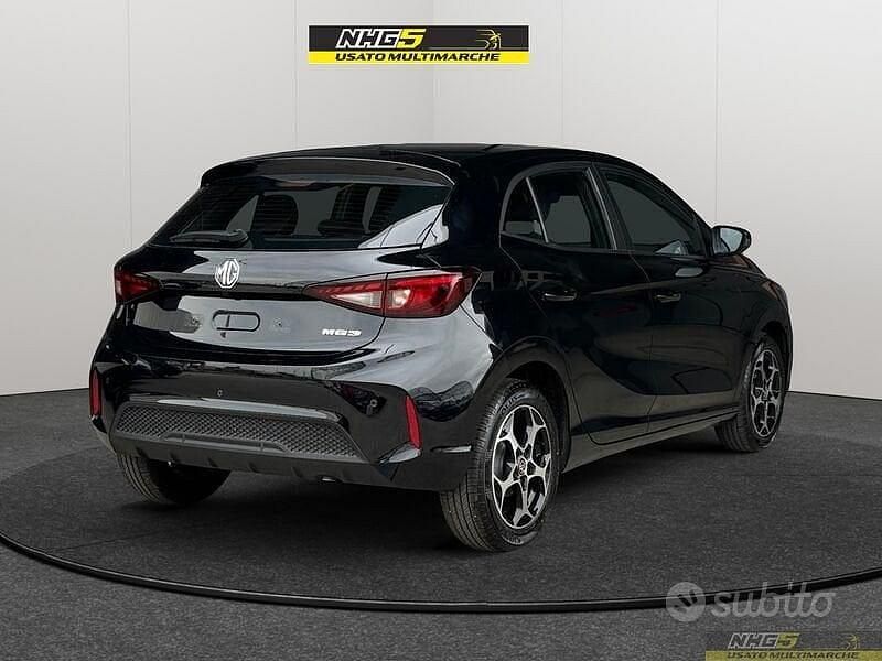 Nuova MG MG3 Comfort 116 CV (85 kW) 2025 Giallo Utilitaria