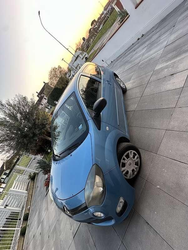 Usata Renault Twingo 75 CV (55 kW) 2012 Utilitaria