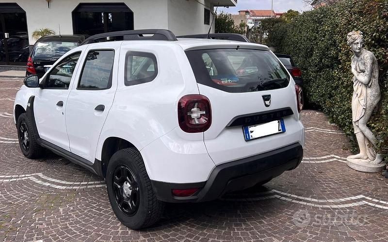 Usata Dacia Duster Essentiel 89 CV (65 kW) 2018 Bianco SUV