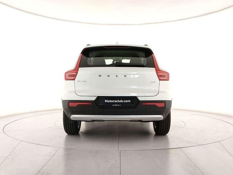 Nuova Volvo XC40 164 CV (120 kW) 2025 Cristal white pearl SUV