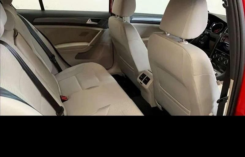 Usata VW Golf VII Business 116 CV (85 kW) 2017 Berlina