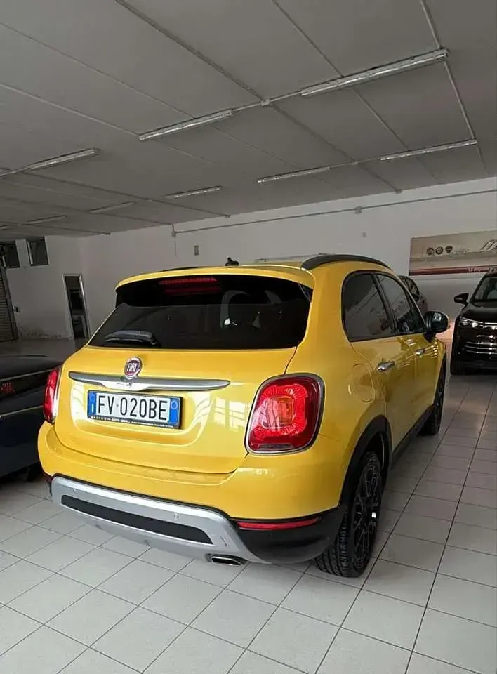Usata Fiat 500X Cross 120 CV (88 kW) 2018 Giallo SUV