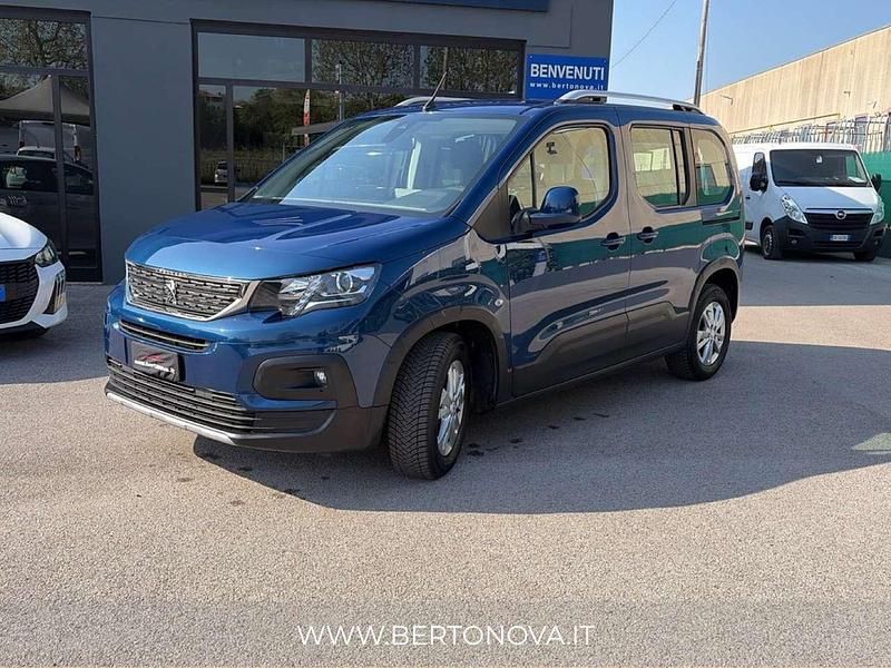 Usata Peugeot Rifter Allure 102 CV (75 kW) 2020 Blu/azzurro Monovolume