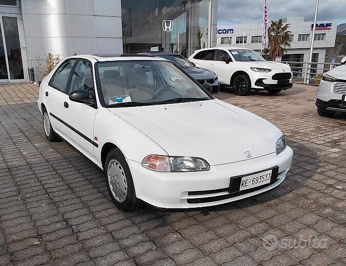 Usata Honda Civic 125 CV (91 kW) 1993 Bianco Berlina