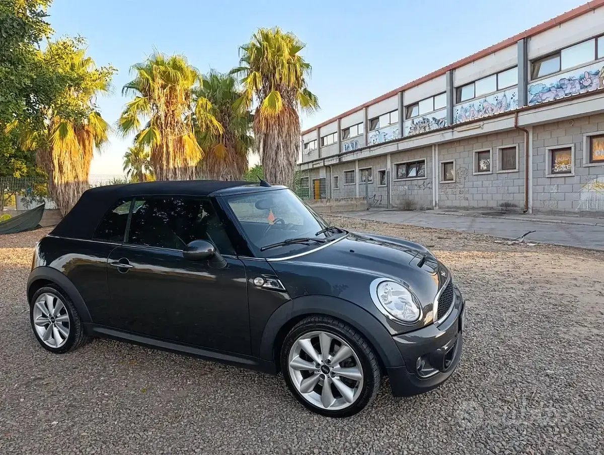 Usata Mini Cooper S Cabriolet 184 CV (135 kW) 2013 Cabrio