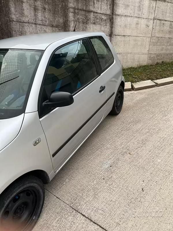 Usata VW Lupo 2003 Grigio Utilitaria