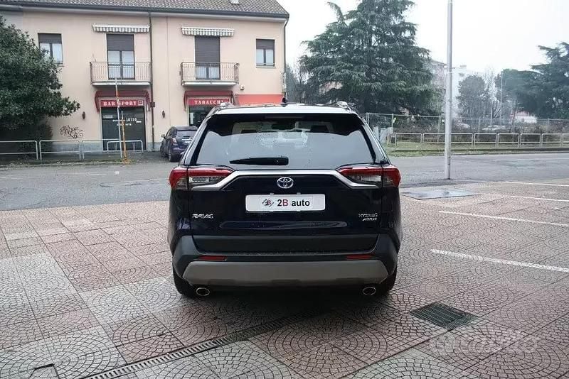 Usata Toyota RAV4 Hybrid 222 CV (163 kW) 2022 Blu SUV