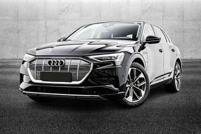 Usata Audi e-tron Business 230 kW (313 CV) 2022 Nero SUV