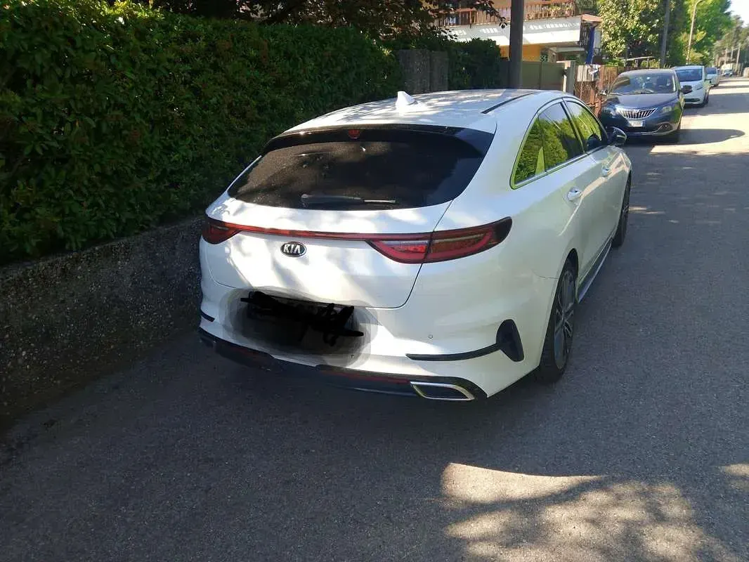 Usata Kia ProCeed GT-Line 136 CV (100 kW) 2019 Bianco Station wagon