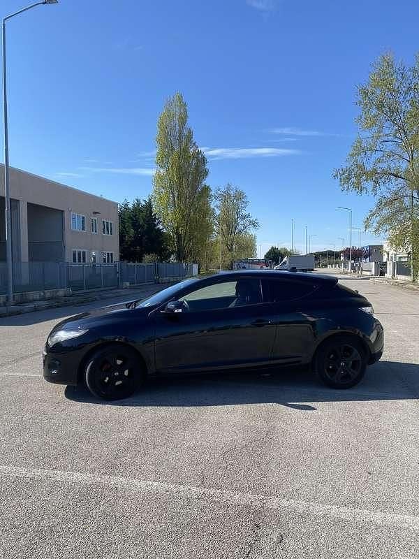 Occasion Renault Mégane Coupé Dynamique 110 PK (80 kW) 2011 Coupé