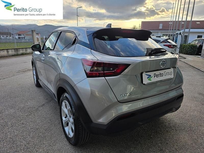 Usata Nissan Juke N-Connecta 114 CV (83 kW) 2021 Argento / metallizzato SUV