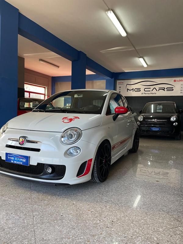 Usata Abarth 500 135 CV (99 kW) 2012 Bianco Utilitaria