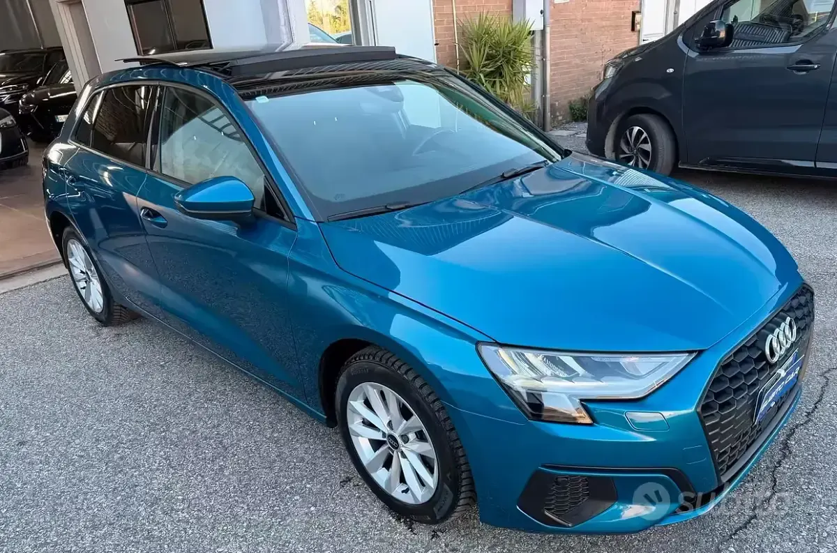 Occasion Audi A3 Comfort 150 PK (110 kW) 2022 Blauw Sedan