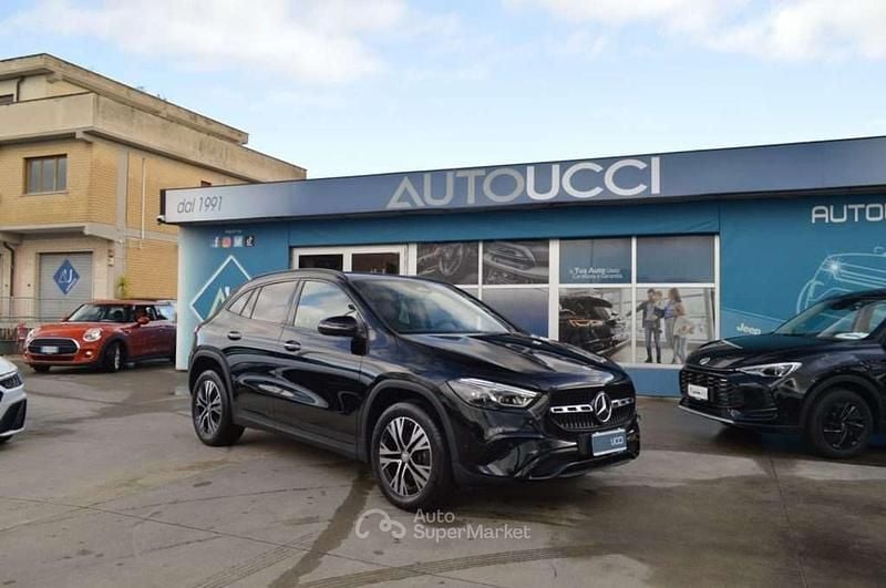 Usata Mercedes GLA45 AMG Advanced 150 CV (110 kW) 2024 Nero SUV