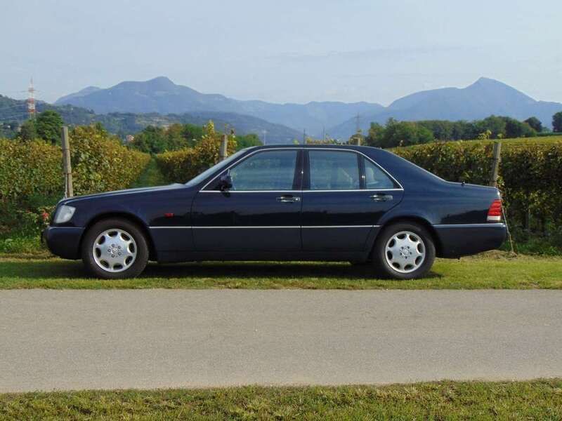 Usata Mercedes S300 SE 231 CV (169 kW) 1993 Blu/azzurro Berlina
