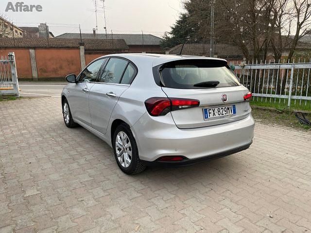 Usata Fiat Tipo Business 95 CV (69 kW) 2019 Argento metallizzato Berlina