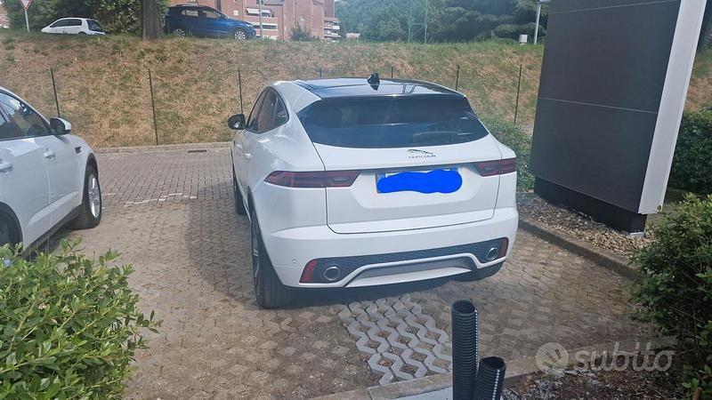 Usata Jaguar E-Pace R 179 CV (131 kW) 2018 Bianco SUV