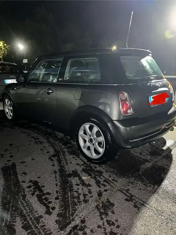 Usata Mini Cooper 116 CV (85 kW) 2006 Utilitaria