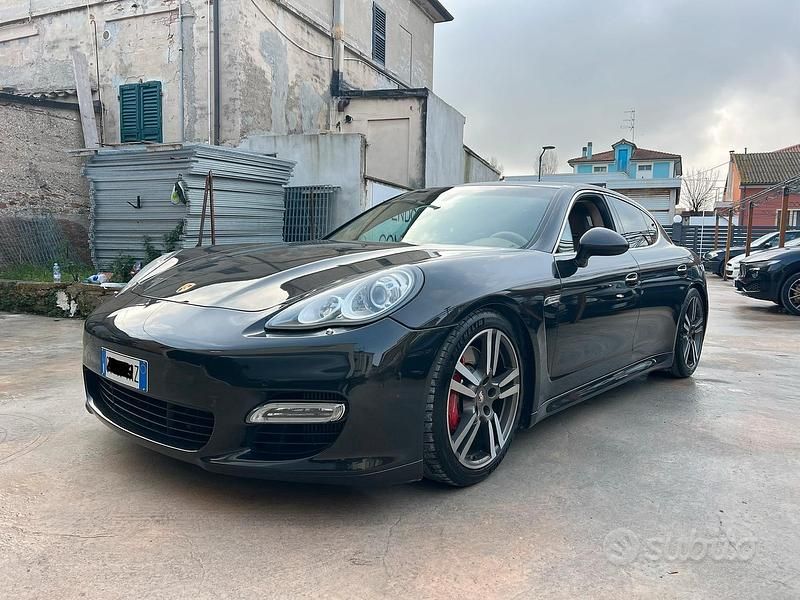 Grigio Usata 2010 Porsche Panamera Turbo Tre volumi | 21.500 € - Immagine 1/4