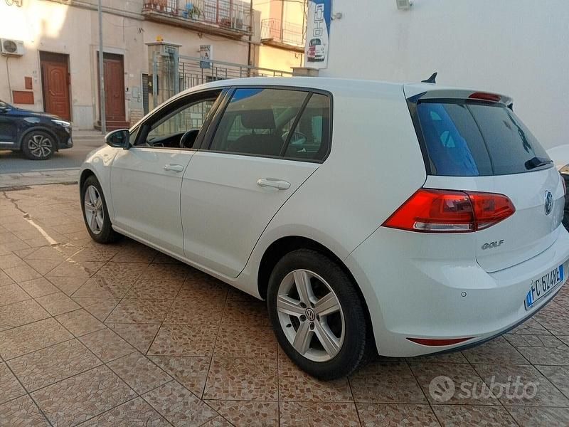 Usata VW Golf VII Executive 110 CV (80 kW) 2016 Bianco Berlina