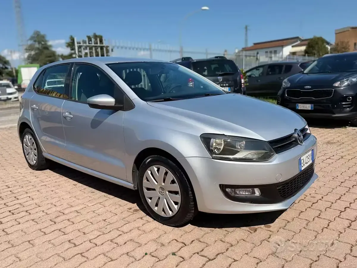 Usata VW Polo Comfortline 69 CV (50 kW) 2010 Grigio Utilitaria