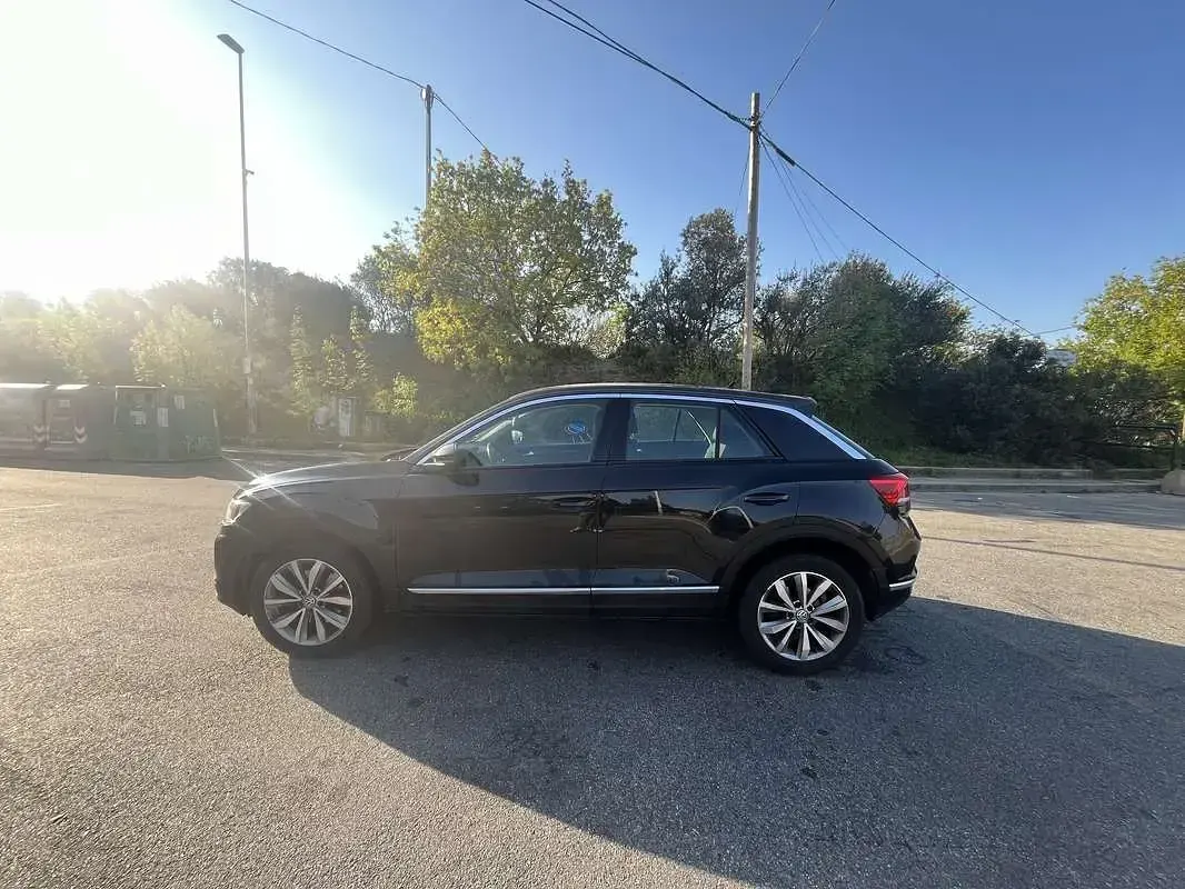 Usata VW T-Roc Advance 150 CV (110 kW) 2019 Nero SUV