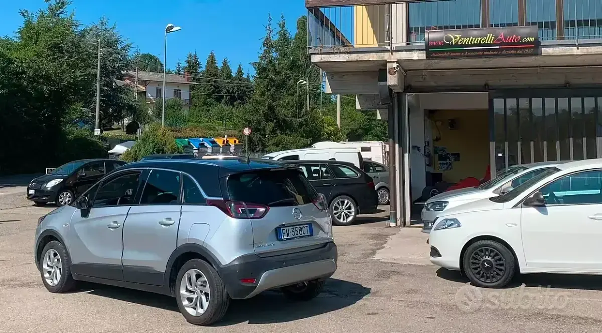 Usata Opel Crossland Innovation 83 CV (61 kW) 2019 Grigio SUV