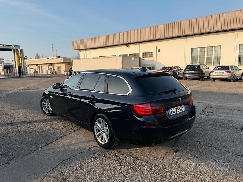 Usata BMW 520 184 CV (135 kW) 2010 Blu Station wagon