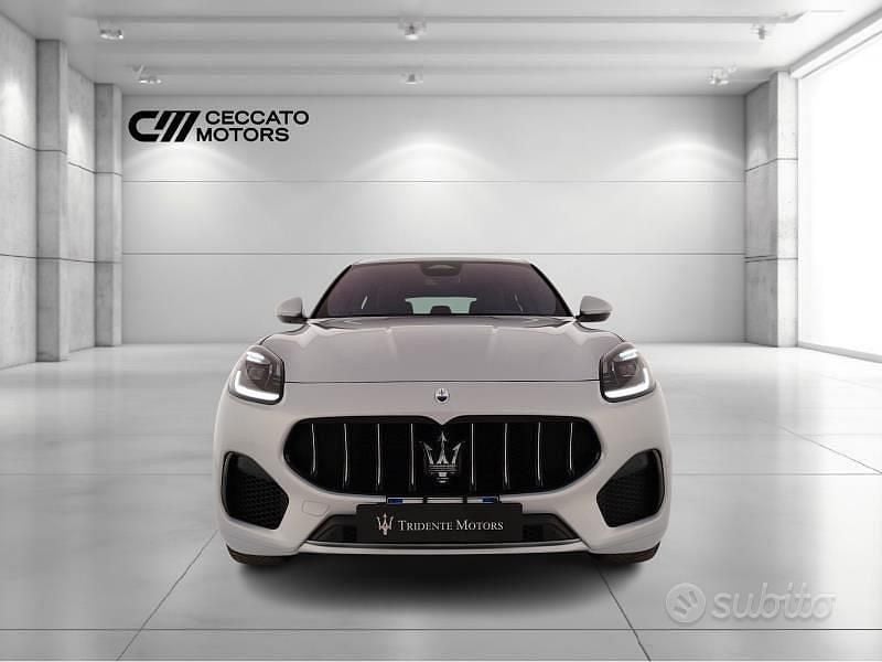 Usata Maserati Grecale GT 250 CV (183 kW) 2023 Argento SUV