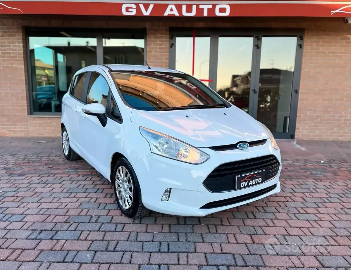 Usata Ford B-MAX 100 CV (73 kW) 2016 Bianco Monovolume