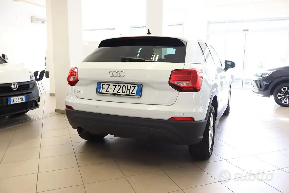 Usata Audi Q2 Business 116 CV (85 kW) 2019 Bianco SUV