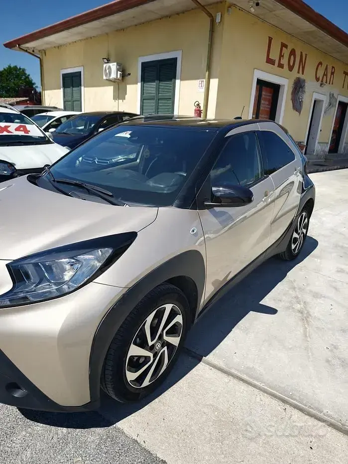 Usata Toyota Aygo X Edition 72 CV (52 kW) 2024 Giallo SUV