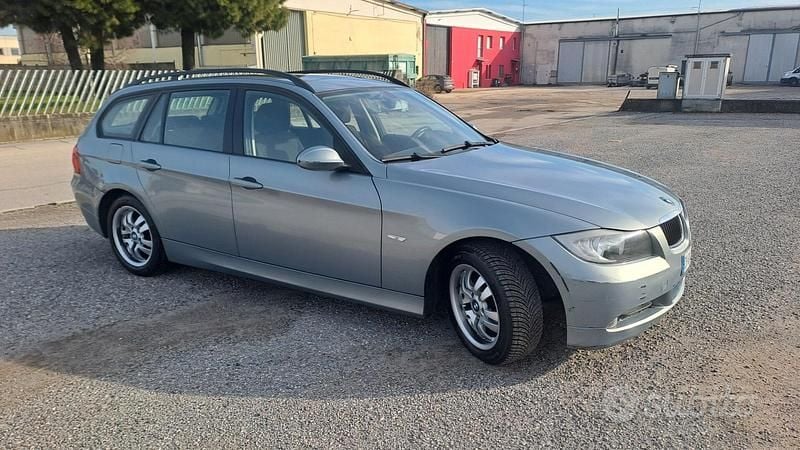 Usata BMW 320 163 CV (119 kW) 2007 Grigio Station wagon