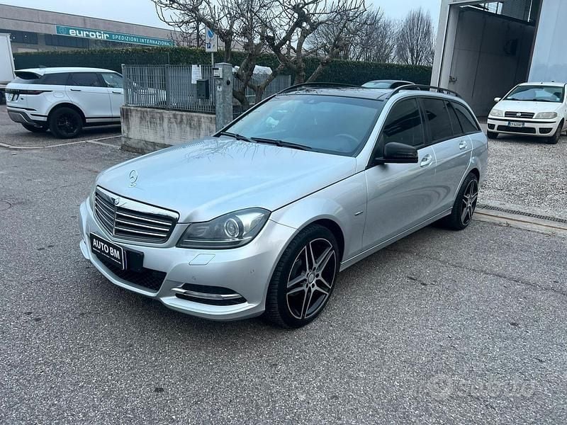 Usata Mercedes C220 136 CV (100 kW) 2012 Grigio Berlina