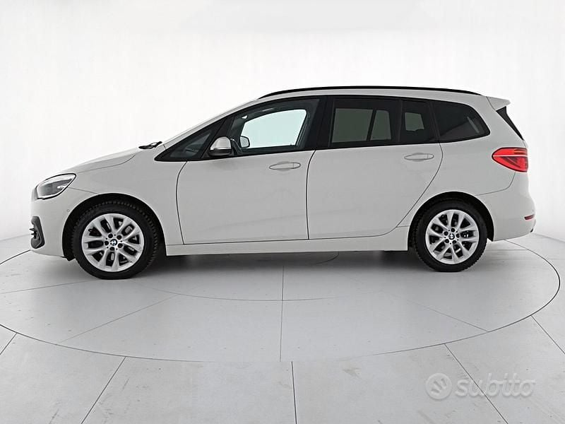 Usata BMW 218 Gran Tourer Advantage 150 CV (110 kW) 2022 Alpin white Monovolume