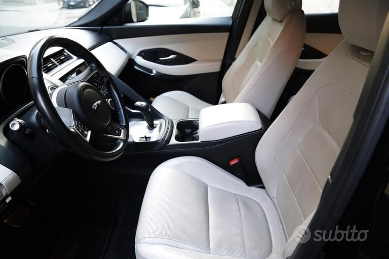 Usata Jaguar E-Pace R-Dynamic 241 CV (177 kW) 2020 Nero SUV