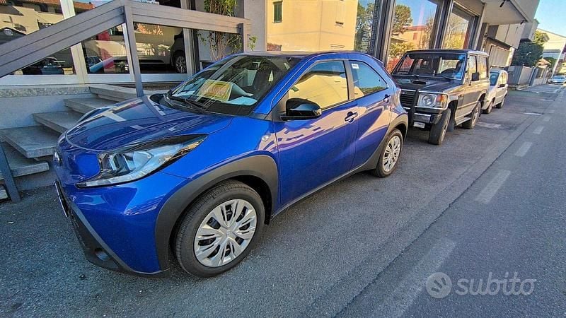Nuova Toyota Aygo X 72 CV (52 kW) 2025 Blu SUV