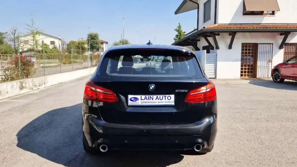 Usata BMW 218 Active Tourer 150 CV (110 kW) 2019 Nero Monovolume