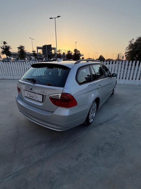 Usata BMW 318 143 CV (105 kW) 2008 Argento Station wagon