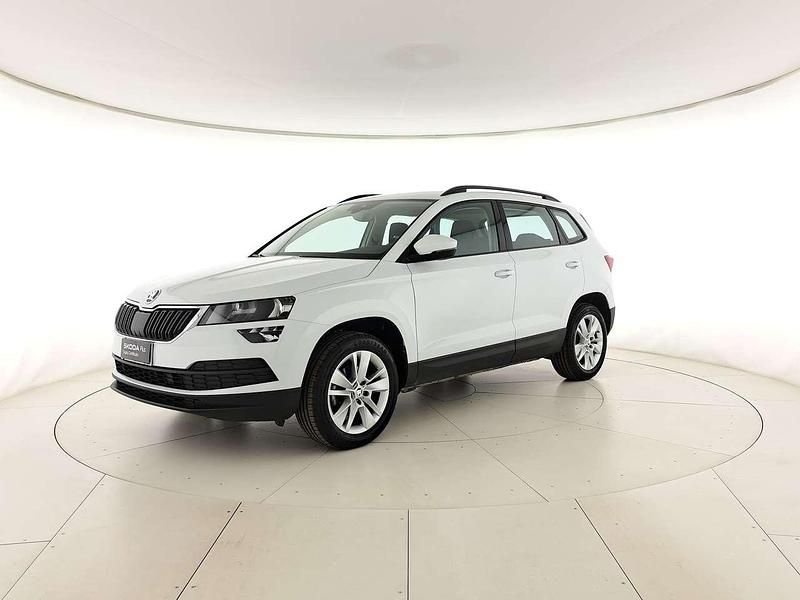 Usata Skoda Karoq Executive 110 CV (80 kW) 2022 Bianco luna metallizzato SUV