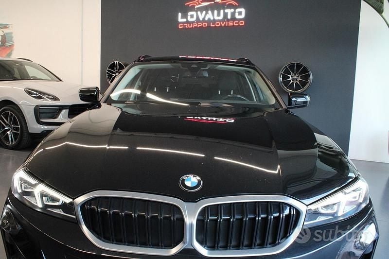 Usata BMW 318 Advantage 150 CV (110 kW) 2022 Nero Station wagon