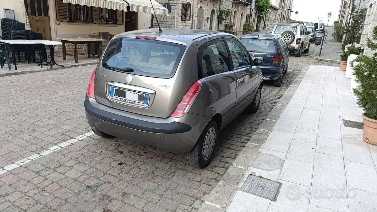 Usata Lancia Ypsilon 80 CV (58 kW) 2005 Utilitaria