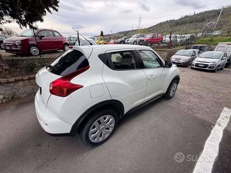 Usata Nissan Juke Tekna 116 CV (85 kW) 2012 Bianco SUV