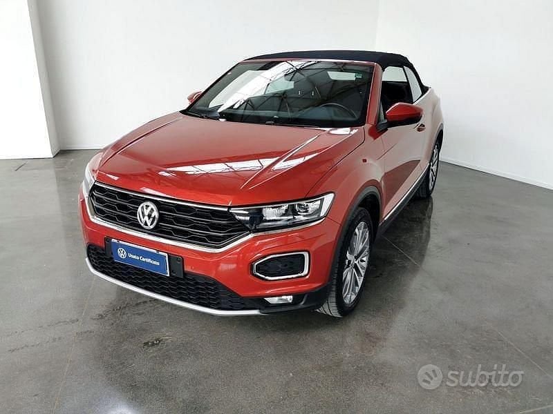 Rosso Usata 2021 VW T-Roc Cabriolet Style Cabrio | 22.900 € (Buon prezzo) - Immagine 1/4