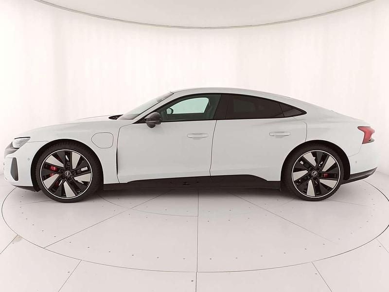 Usata Audi e-tron GT quattro 475 kW (646 CV) 2023 Grigio suzuka metallizzato Berlina
