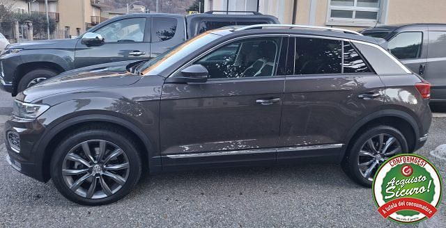 Usata VW T-Roc Advance 150 CV (110 kW) 2018 Marrone SUV