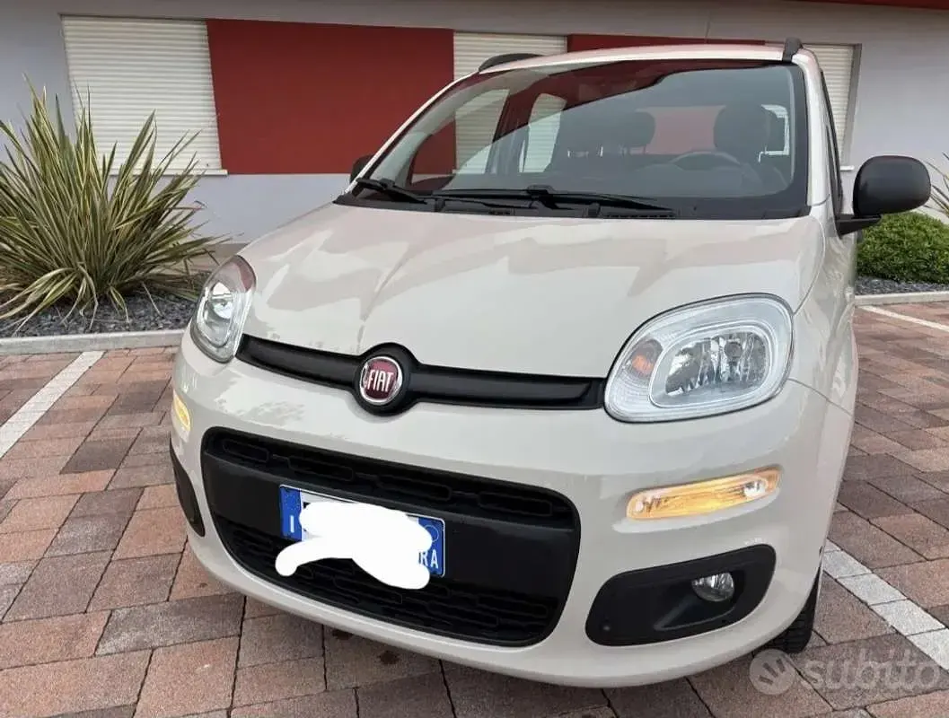 Usata Fiat Panda Easy 69 CV (50 kW) 2016 Utilitaria
